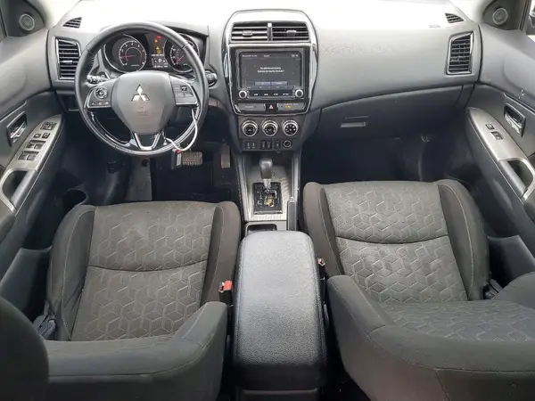 JA4AP4AU1LU011881 2020 MITSUBISHI OUTLANDER - Image 8