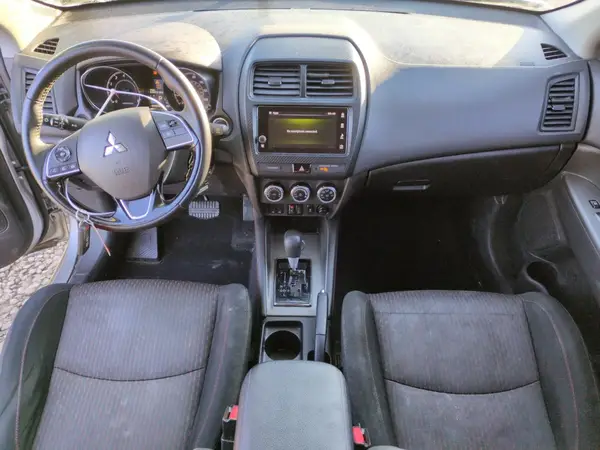 JA4AP4AU2KU005568 2019 MITSUBISHI OUTLANDER - Image 8