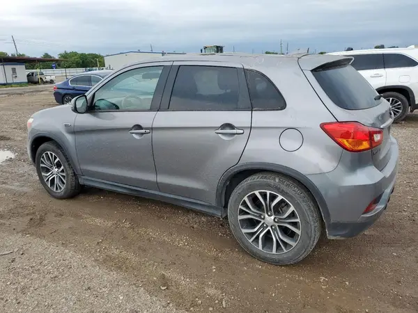 JA4AP4AU2KU022810 2019 MITSUBISHI OUTLANDER - Image 2