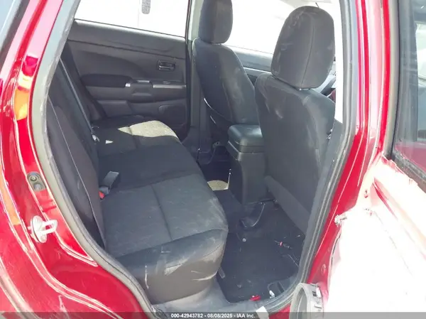 JA4AP4AU2LU005250 2020 MITSUBISHI OUTLANDER - Image 8