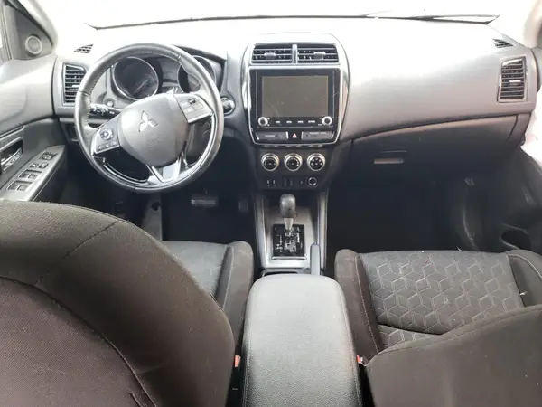 JA4AP4AU2LU025417 2020 MITSUBISHI OUTLANDER - Image 8