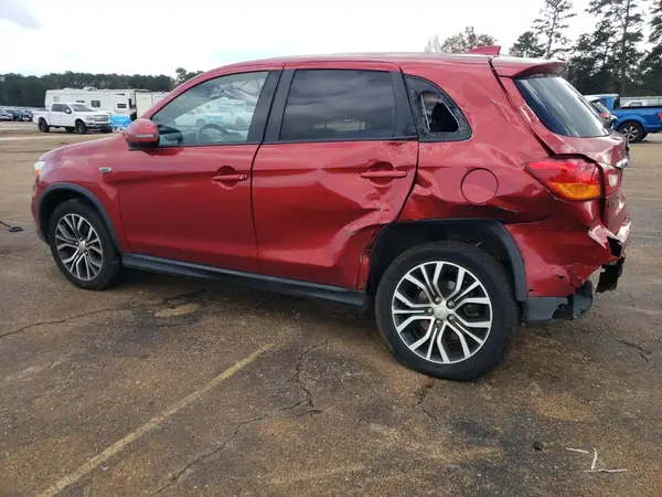 JA4AP4AU3KU012917 2019 MITSUBISHI OUTLANDER - Image 2