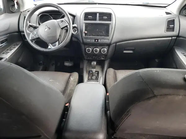 JA4AP4AU3KU012917 2019 MITSUBISHI OUTLANDER - Image 8