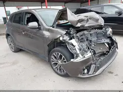 JA4AP4AU3KU015557 2019 MITSUBISHI OUTLANDER