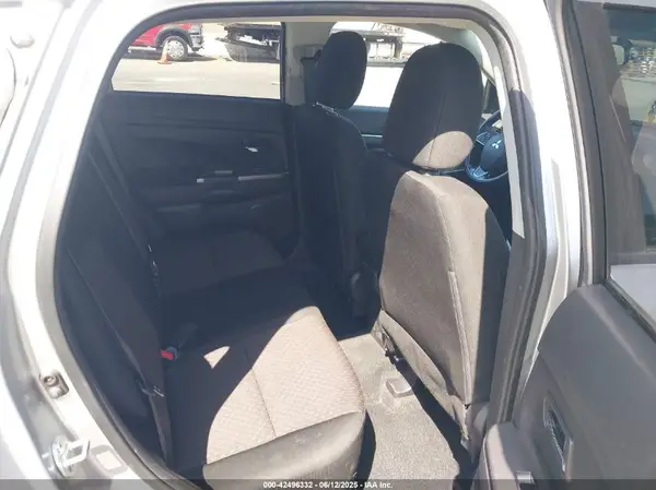 JA4AP4AU3KU021343 2019 MITSUBISHI OUTLANDER - Image 8