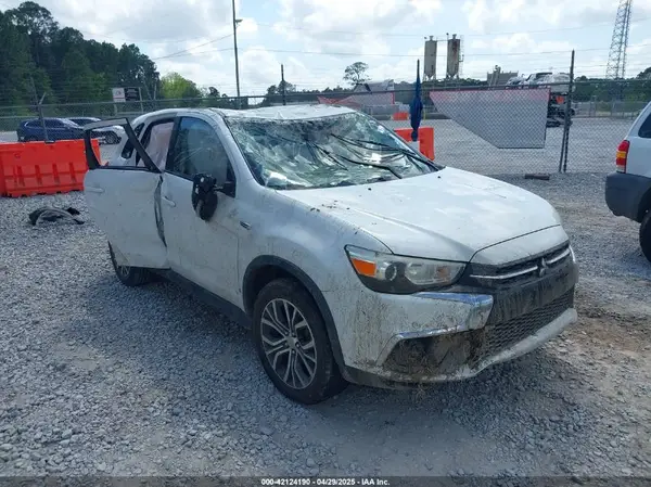 JA4AP4AU3KU024663 2019 MITSUBISHI OUTLANDER - Image 1