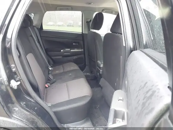 JA4AP4AU3KU027272 2019 MITSUBISHI OUTLANDER - Image 8