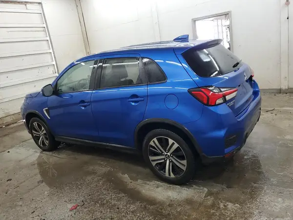 JA4AP4AU3LU011297 2020 MITSUBISHI OUTLANDER - Image 2