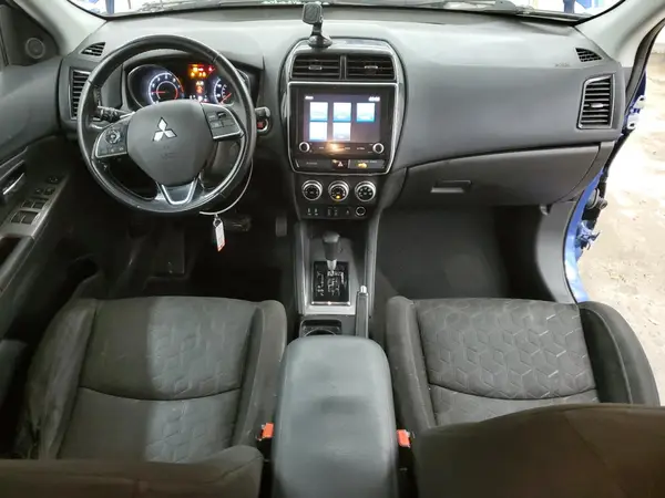 JA4AP4AU3LU011297 2020 MITSUBISHI OUTLANDER - Image 8
