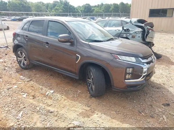 JA4AP4AU3LU012174 2020 MITSUBISHI OUTLANDER - Image 1