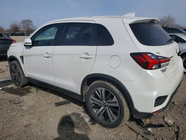 JA4AP4AU3LU024180 2020 MITSUBISHI OUTLANDER - Image 2