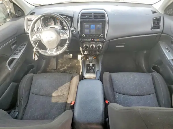 JA4AP4AU3LU024180 2020 MITSUBISHI OUTLANDER - Image 8