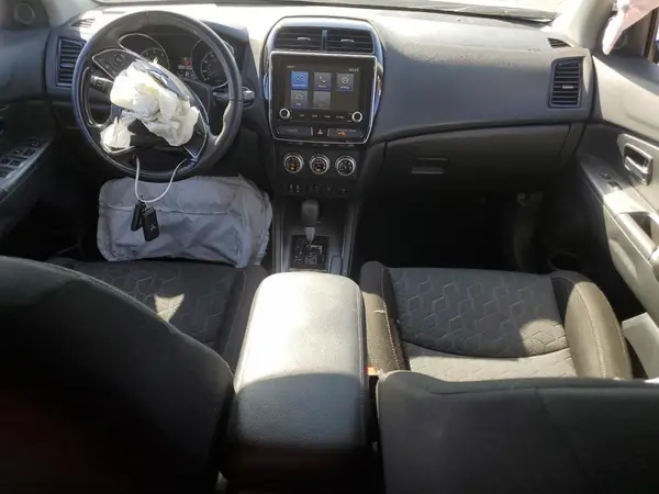 JA4AP4AU3LU024468 2020 MITSUBISHI OUTLANDER - Image 8