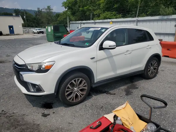 JA4AP4AU4KU000565 2019 MITSUBISHI OUTLANDER - Image 1