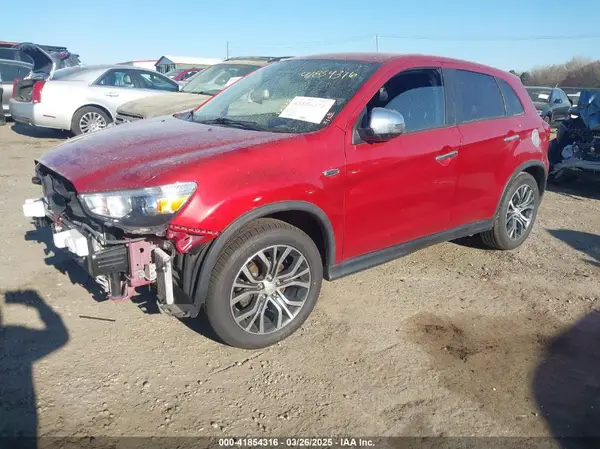 JA4AP4AU4KU012294 2019 MITSUBISHI OUTLANDER - Image 2