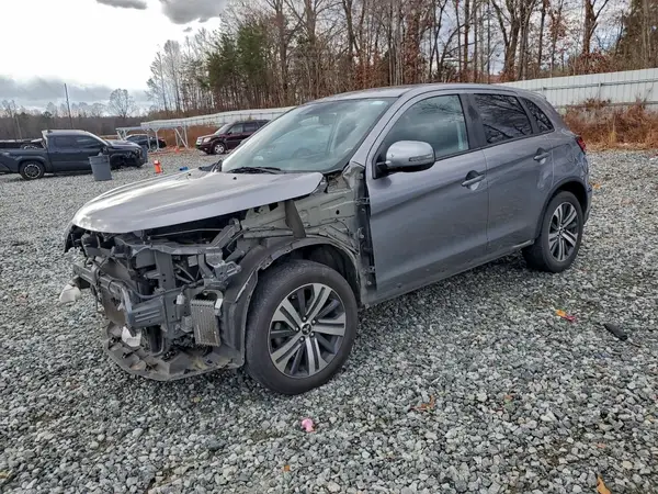 JA4AP4AU4LU011552 2020 MITSUBISHI OUTLANDER - Image 1