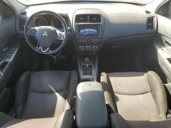 JA4AP4AU5KU011428 2019 MITSUBISHI OUTLANDER - Image 8