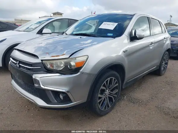 JA4AP4AU5KU013616 2019 MITSUBISHI OUTLANDER - Image 2