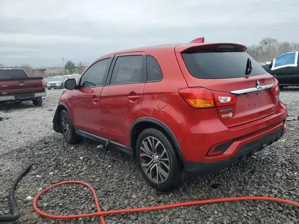 JA4AP4AU5KU017620 2019 MITSUBISHI OUTLANDER - Image 2