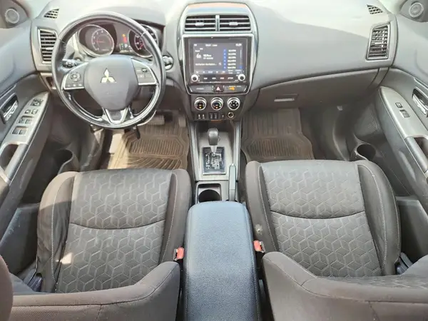 JA4AP4AU5LU005128 2020 MITSUBISHI OUTLANDER - Image 8