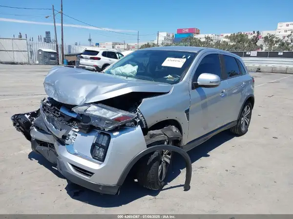 JA4AP4AU5LU005159 2020 MITSUBISHI OUTLANDER - Image 2