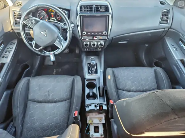 JA4AP4AU5LU008059 2020 MITSUBISHI OUTLANDER - Image 8