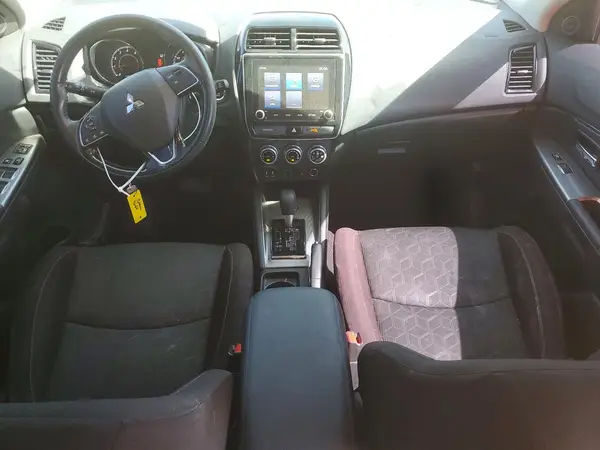 JA4AP4AU5LU011673 2020 MITSUBISHI OUTLANDER - Image 8