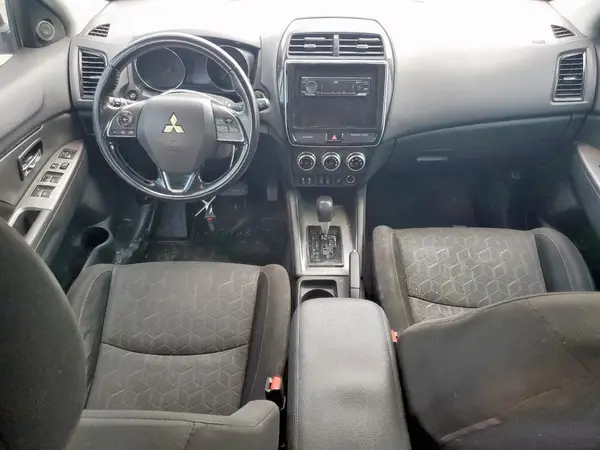JA4AP4AU5LU023967 2020 MITSUBISHI OUTLANDER - Image 8