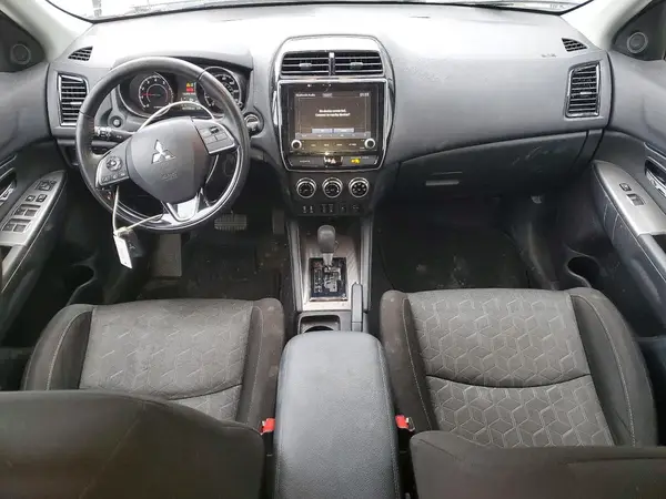 JA4AP4AU5LU027064 2020 MITSUBISHI OUTLANDER - Image 8