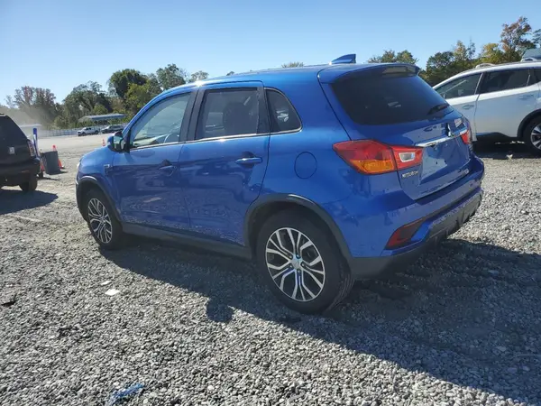 JA4AP4AU6KU003130 2019 MITSUBISHI OUTLANDER - Image 2