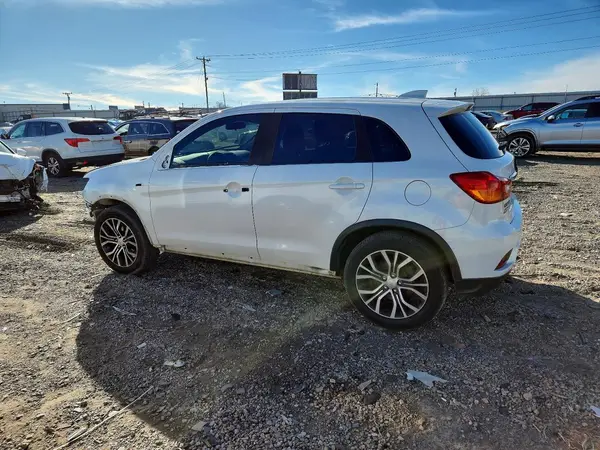 JA4AP4AU6KU011745 2019 MITSUBISHI OUTLANDER - Image 2