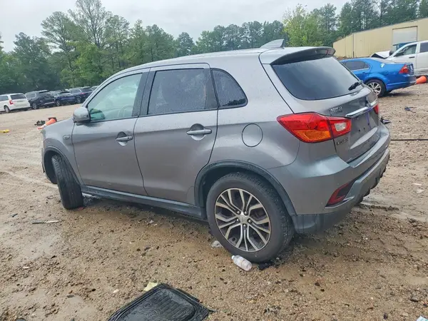 JA4AP4AU6KU012958 2019 MITSUBISHI OUTLANDER - Image 2
