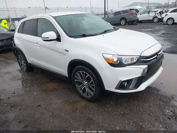 JA4AP4AU6KU013429 2019 MITSUBISHI OUTLANDER - Image 1