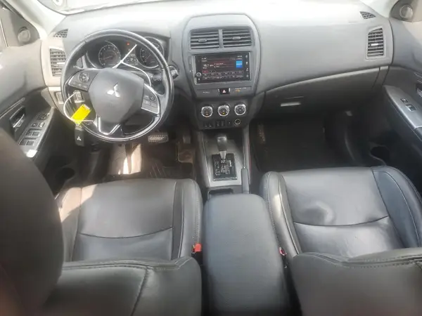 JA4AP4AU6KU020560 2019 MITSUBISHI OUTLANDER - Image 8