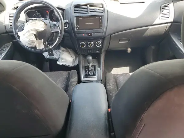 JA4AP4AU6KU021546 2019 MITSUBISHI OUTLANDER - Image 8