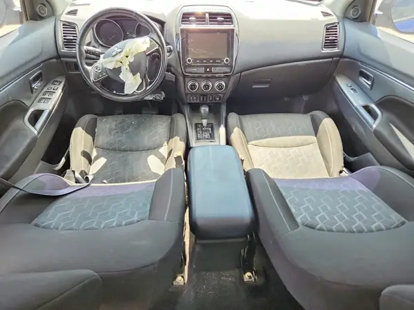 JA4AP4AU6LU006465 2020 MITSUBISHI OUTLANDER - Image 8
