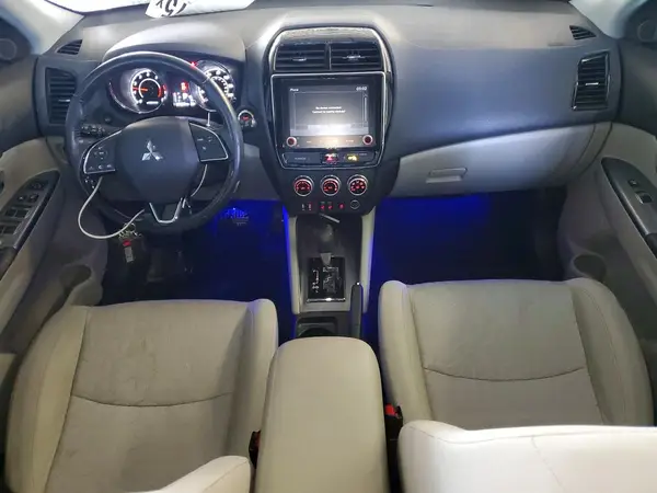 JA4AP4AU6LU009785 2020 MITSUBISHI OUTLANDER - Image 8