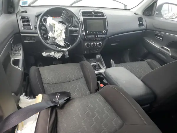 JA4AP4AU6LU015781 2020 MITSUBISHI OUTLANDER - Image 8