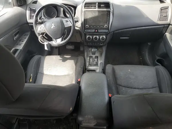 JA4AP4AU6LU023122 2020 MITSUBISHI OUTLANDER - Image 8