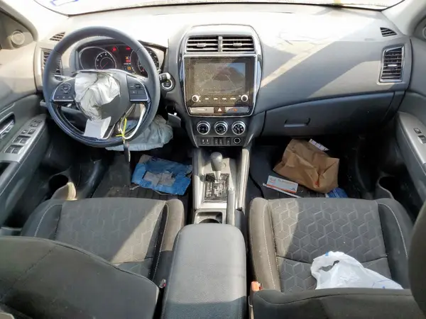 JA4AP4AU6LU028501 2020 MITSUBISHI OUTLANDER - Image 8