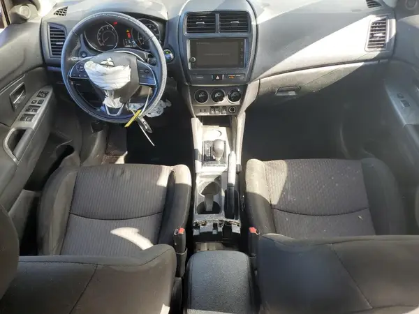 JA4AP4AU7KU010958 2019 MITSUBISHI OUTLANDER - Image 8