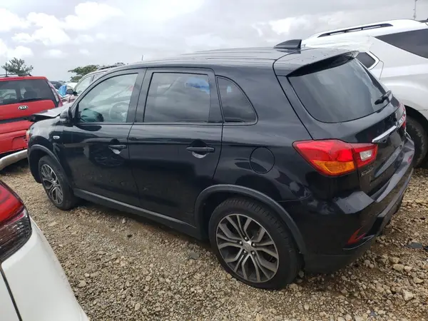 JA4AP4AU7KU017439 2019 MITSUBISHI OUTLANDER - Image 2