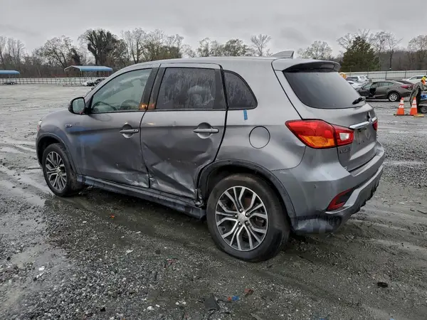 JA4AP4AU7KU024312 2019 MITSUBISHI OUTLANDER - Image 2