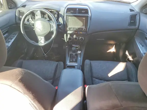 JA4AP4AU7LU022576 2020 MITSUBISHI OUTLANDER - Image 8