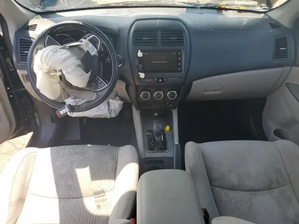 JA4AP4AU8KU005221 2019 MITSUBISHI OUTLANDER - Image 8