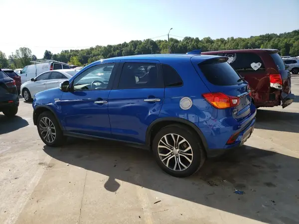 JA4AP4AU8KU007356 2019 MITSUBISHI OUTLANDER - Image 2