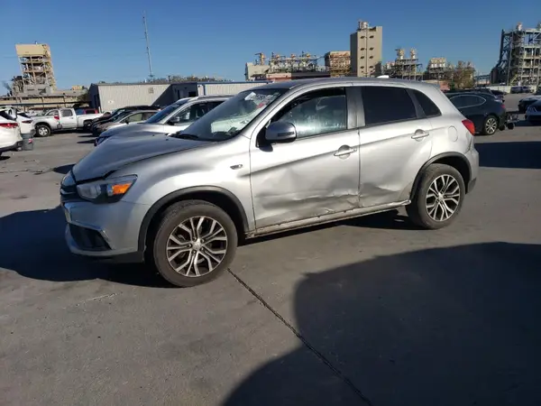 JA4AP4AU8KU013156 2019 MITSUBISHI OUTLANDER - Image 1