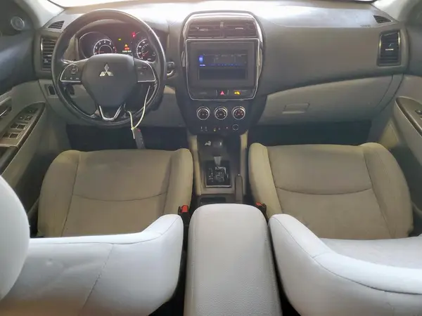 JA4AP4AU8LU001364 2020 MITSUBISHI OUTLANDER - Image 8