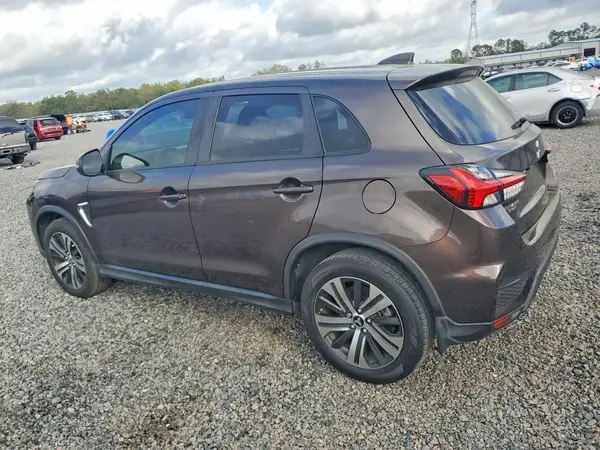 JA4AP4AU8LU008637 2020 MITSUBISHI OUTLANDER - Image 2