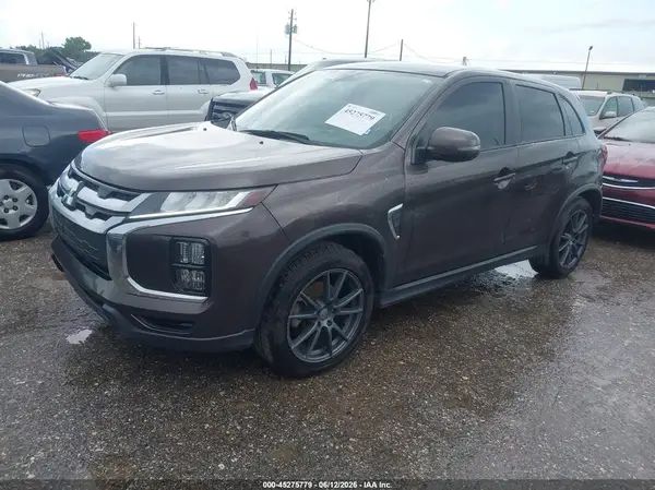 JA4AP4AU8LU009139 2020 MITSUBISHI OUTLANDER - Image 2